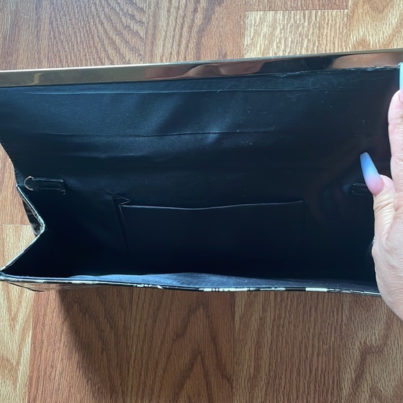 Vogue Magazine Clutch Purse - Picture 3 of 6